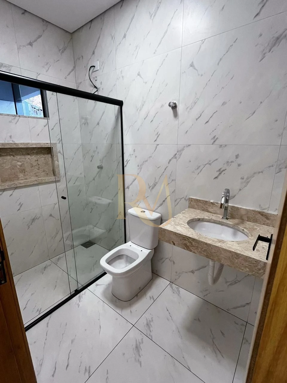 Imagens do imóveis Casa Alto Padrão com Piscina e Área Gourmet