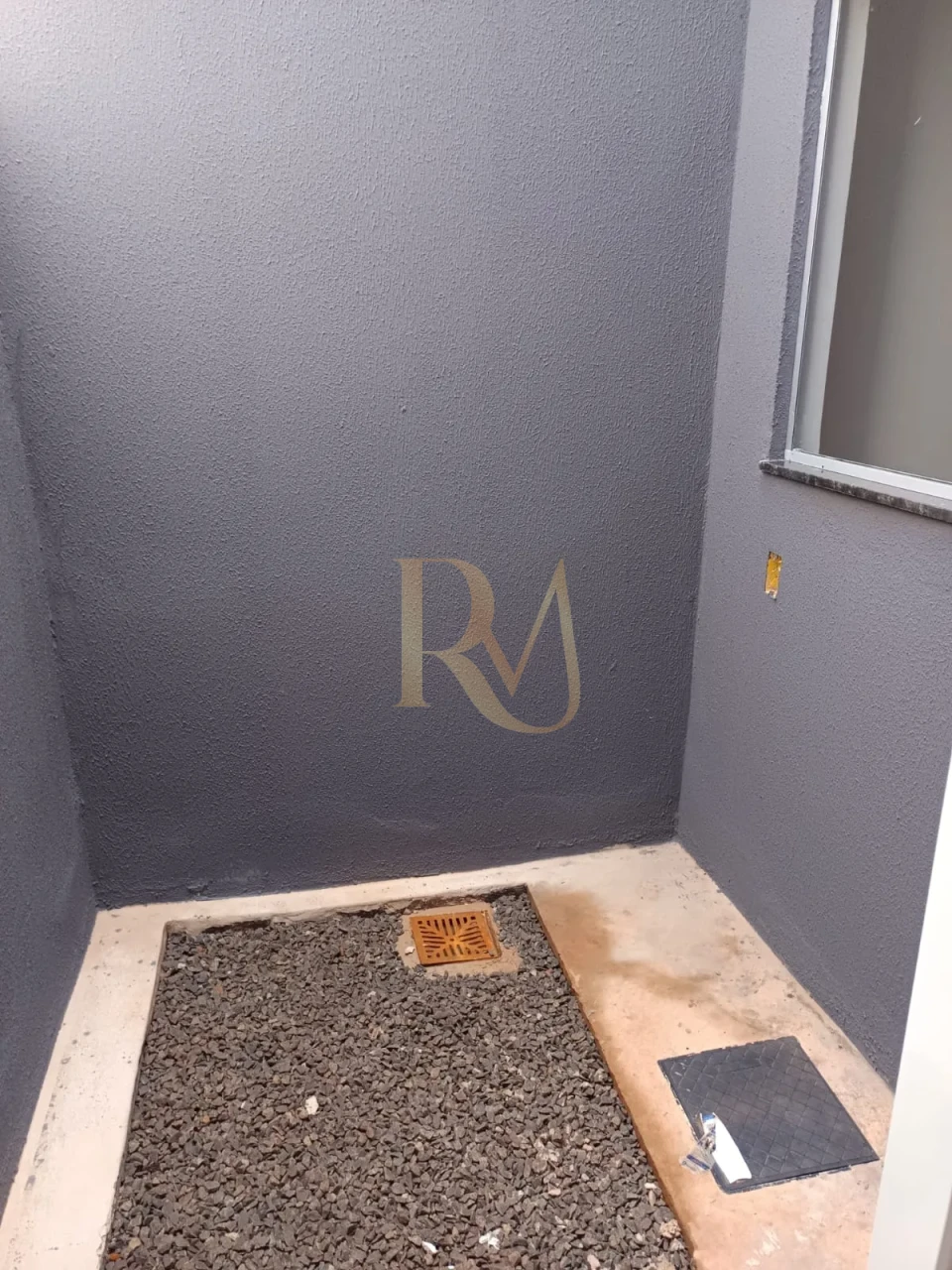 Imagens do imóveis IMOVEL EM CONDOMINIO A VENDA