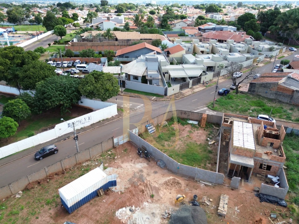 Imagens do imóveis TERRENO