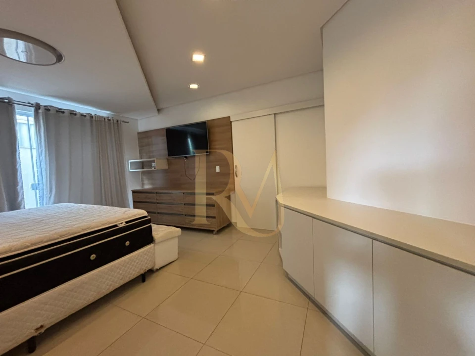 Imagens do imóveis Sobrado a venda Alphaville 1 - Porteira fechada