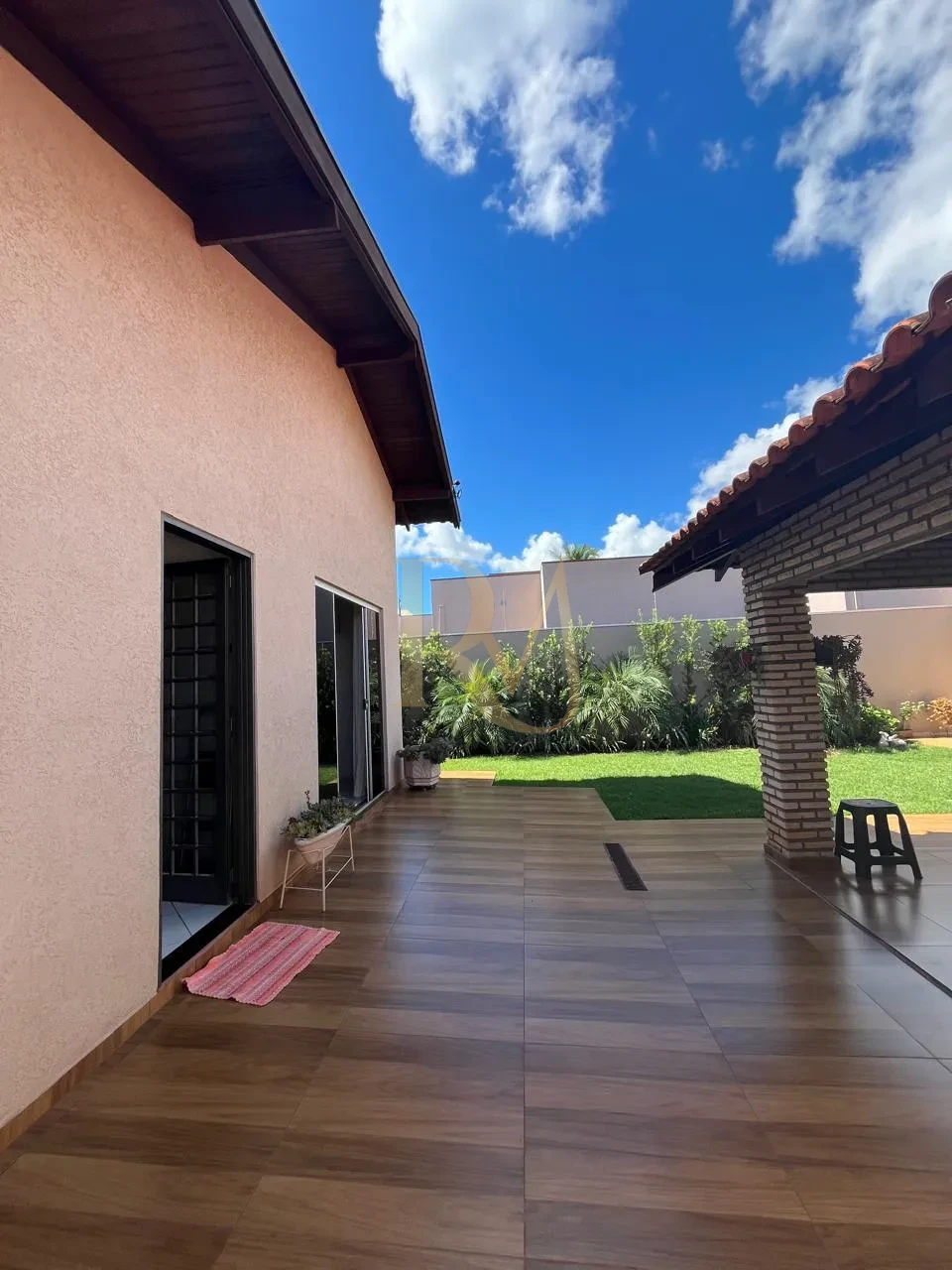 Imagens do imóveis Imovel a venda muito espacoso em media 480m2 de area