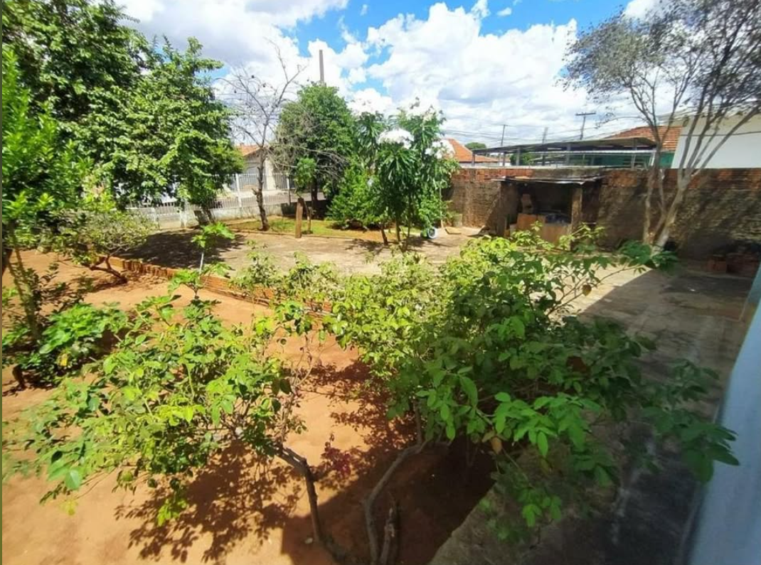 Imagens do imóveis Varandas, Pomar e Quintal Espaçoso – Tudo em um Só Imóvel!