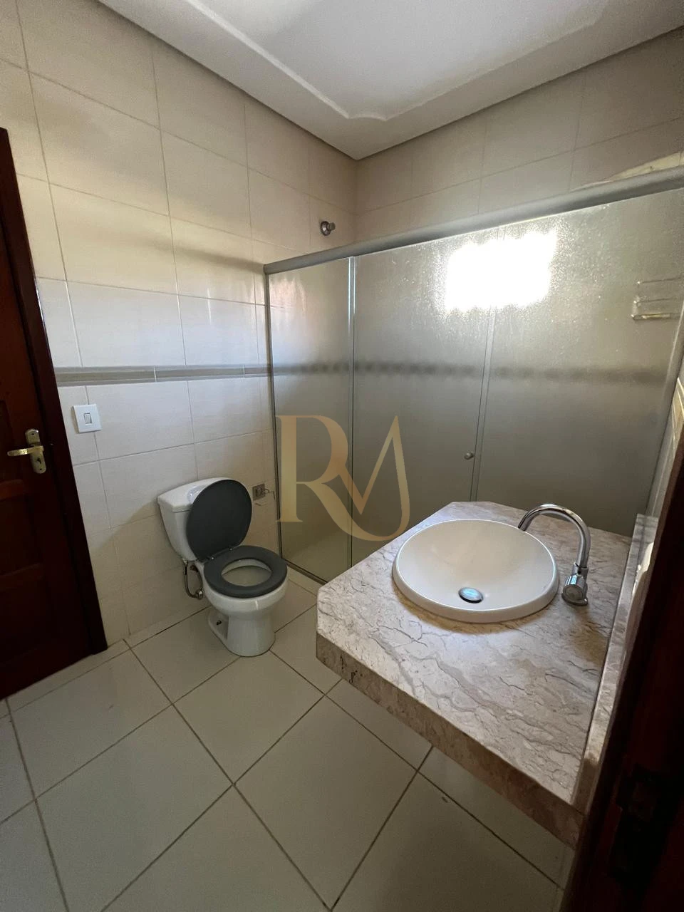 Imagens do imóveis Imóvel Completo com Piscina, Sauna, Área Gourmet e 4 Quartos