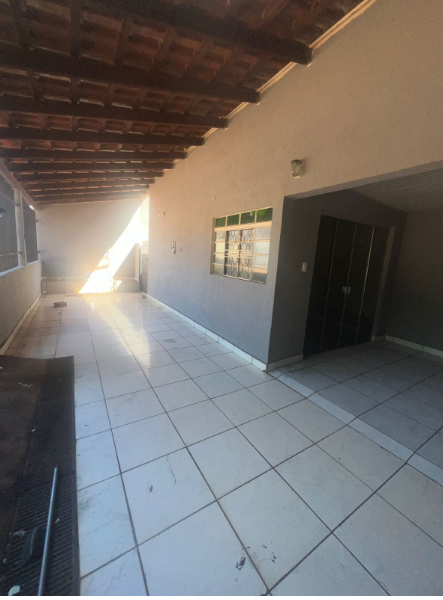 Imagens do imóveis Imóvel a venda Ampla e Completa!