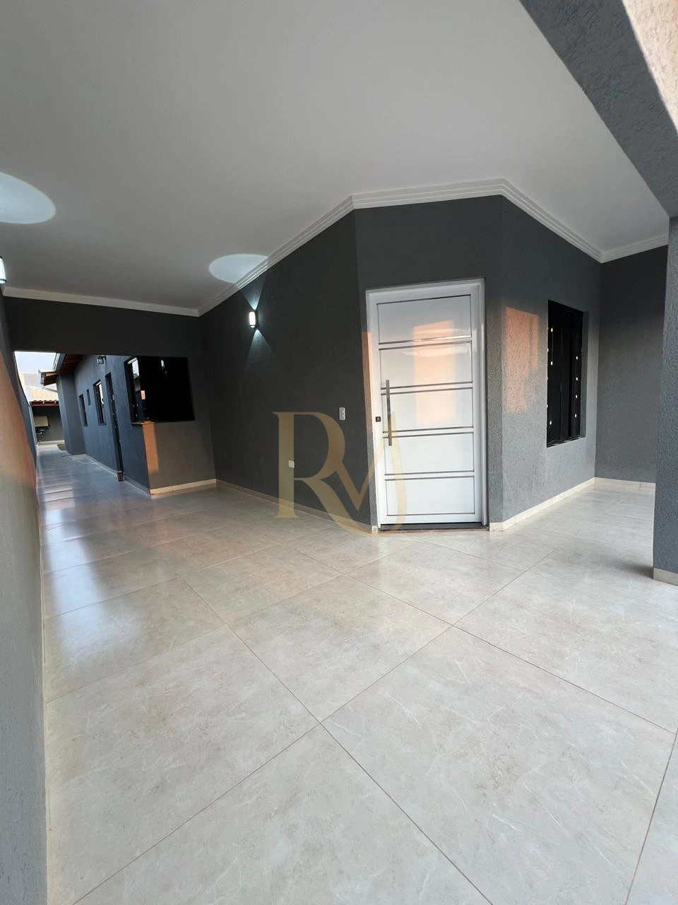 Imagens do imóveis CASA MODERNA COM AREA GOURMET NO FIGUEIRAS DO PARQUE