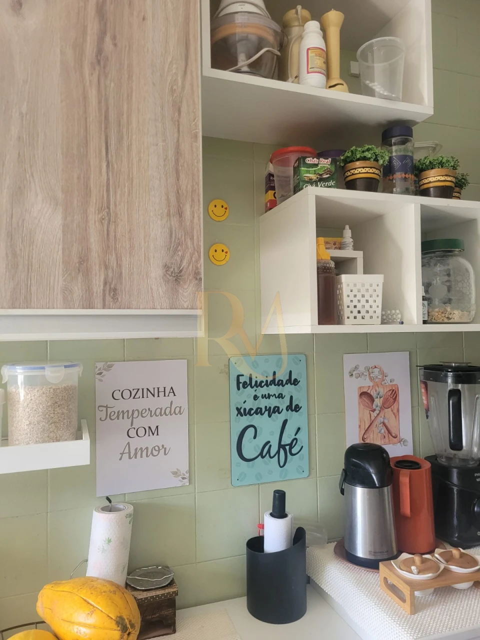 Imagens do imóveis Imóvel a venda com 02 quartos e sacada