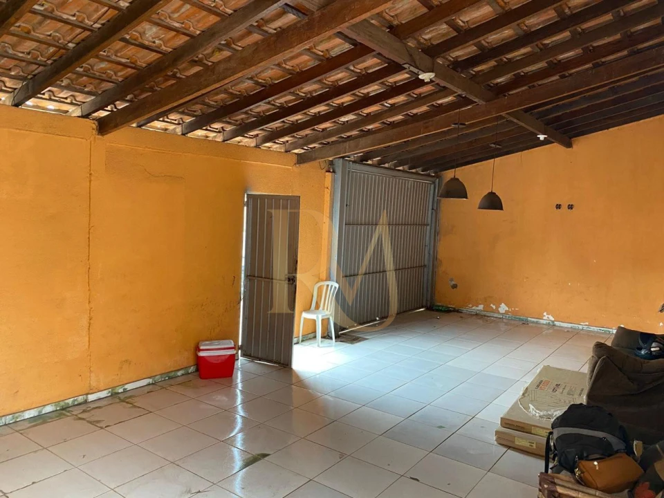 Imagens do imóveis Imóvel amplo com edícula