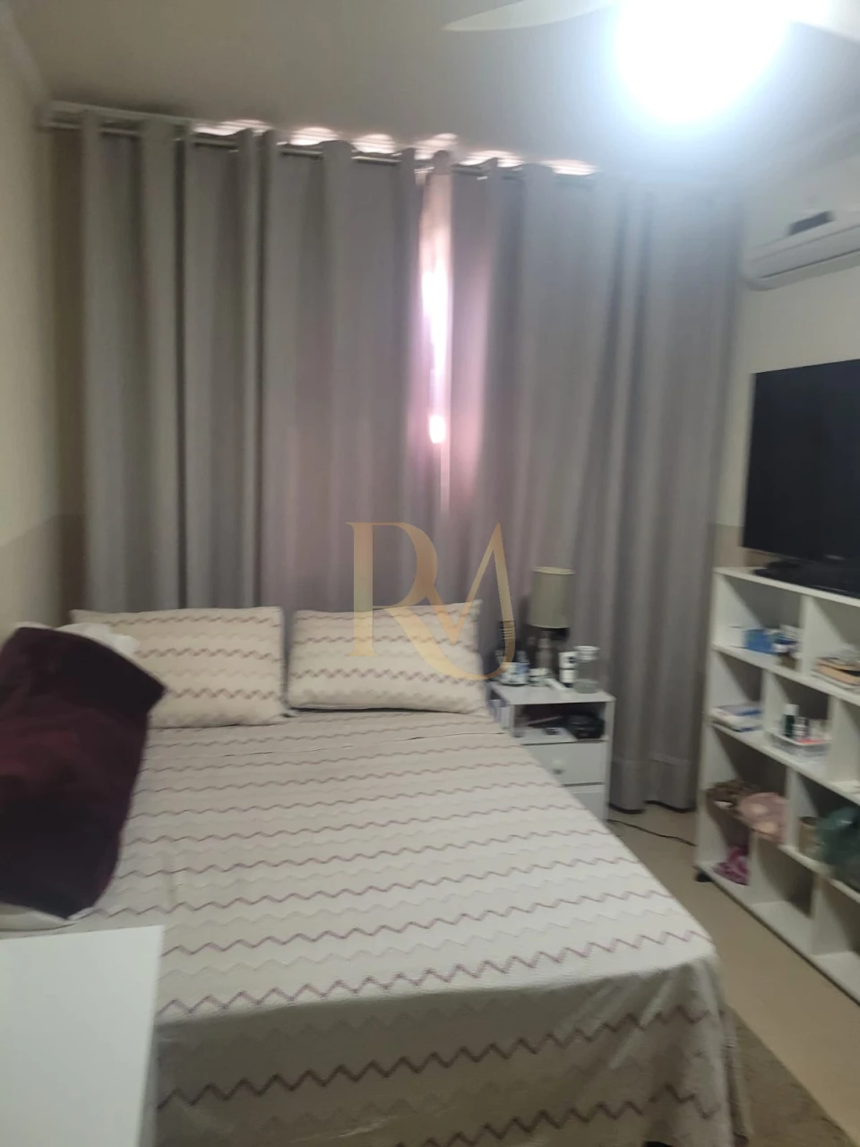 Imagens do imóveis Imóvel a venda com 02 quartos e sacada