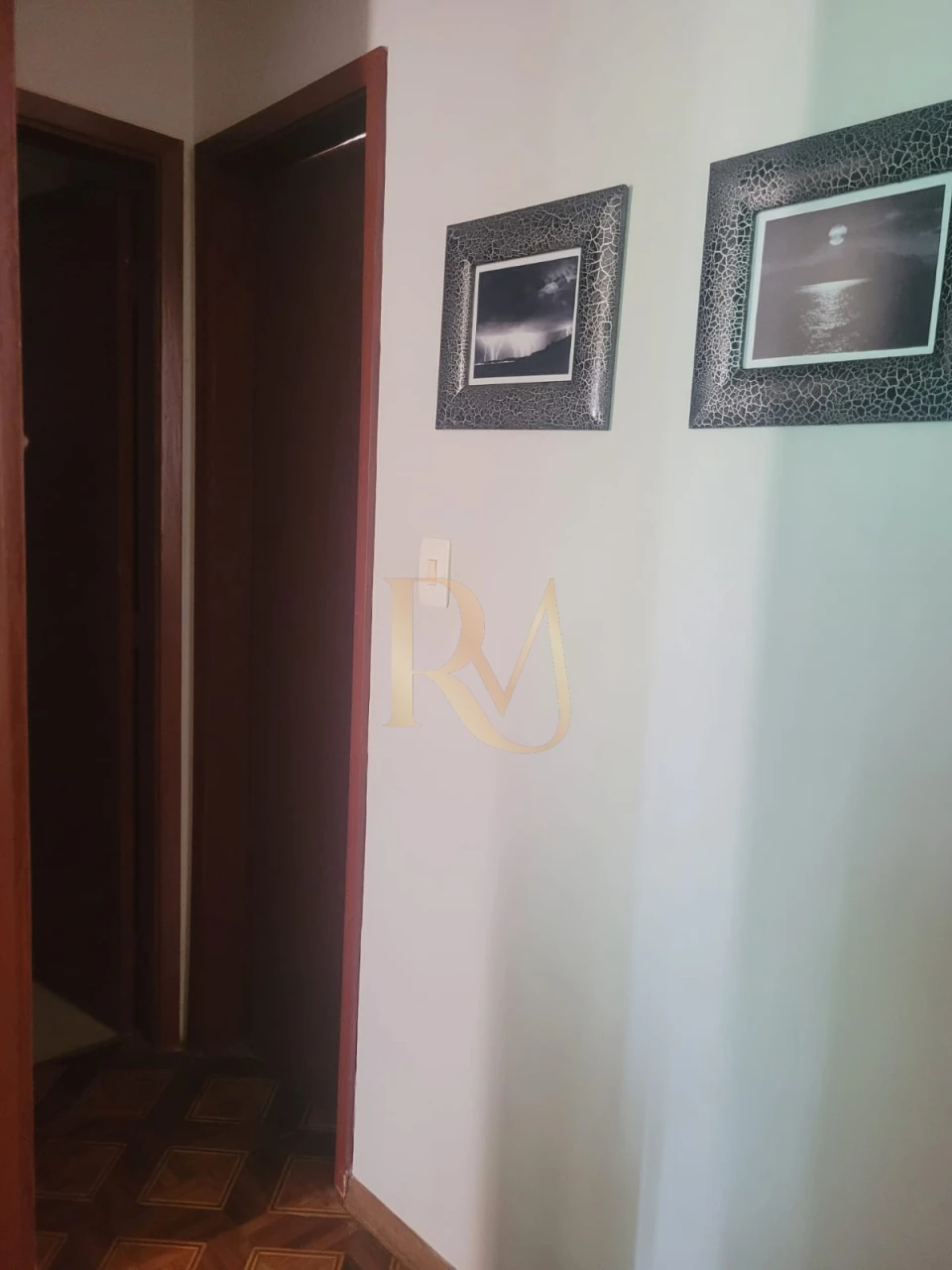 Imagens do imóveis Imóvel a venda com 02 quartos e sacada