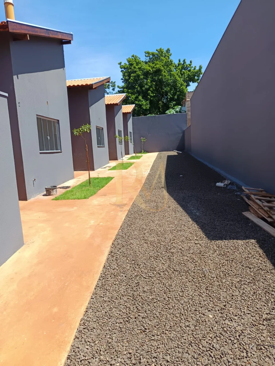 Imagens do imóveis IMOVEL EM CONDOMINIO A VENDA