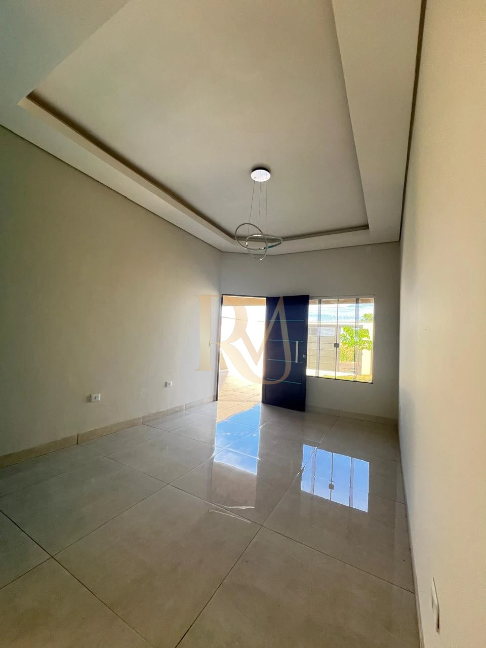 Imagens do imóveis CASA MODERNA COM AREA GOURMET NO FIGUEIRAS DO PARQUE