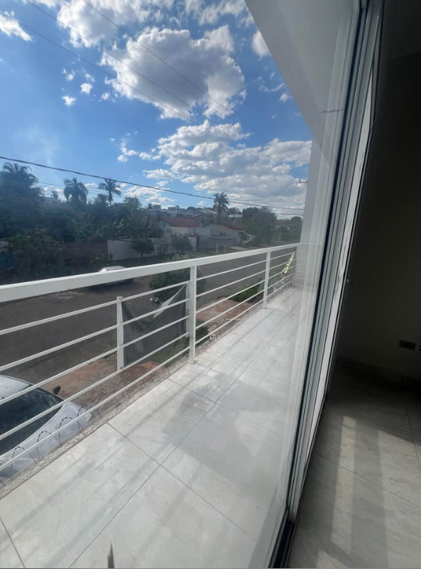Imagens do imóveis Sobrado Impecável — Bairro Seminário