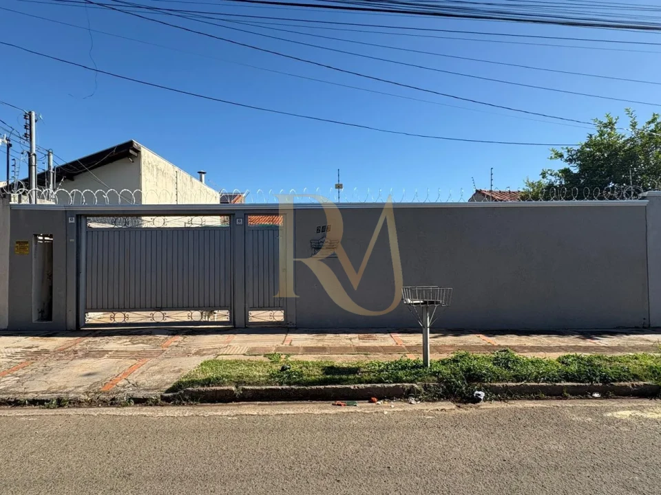 Imagens do imóveis IMOVEL BAIRRO PANAMA COM PISCINA