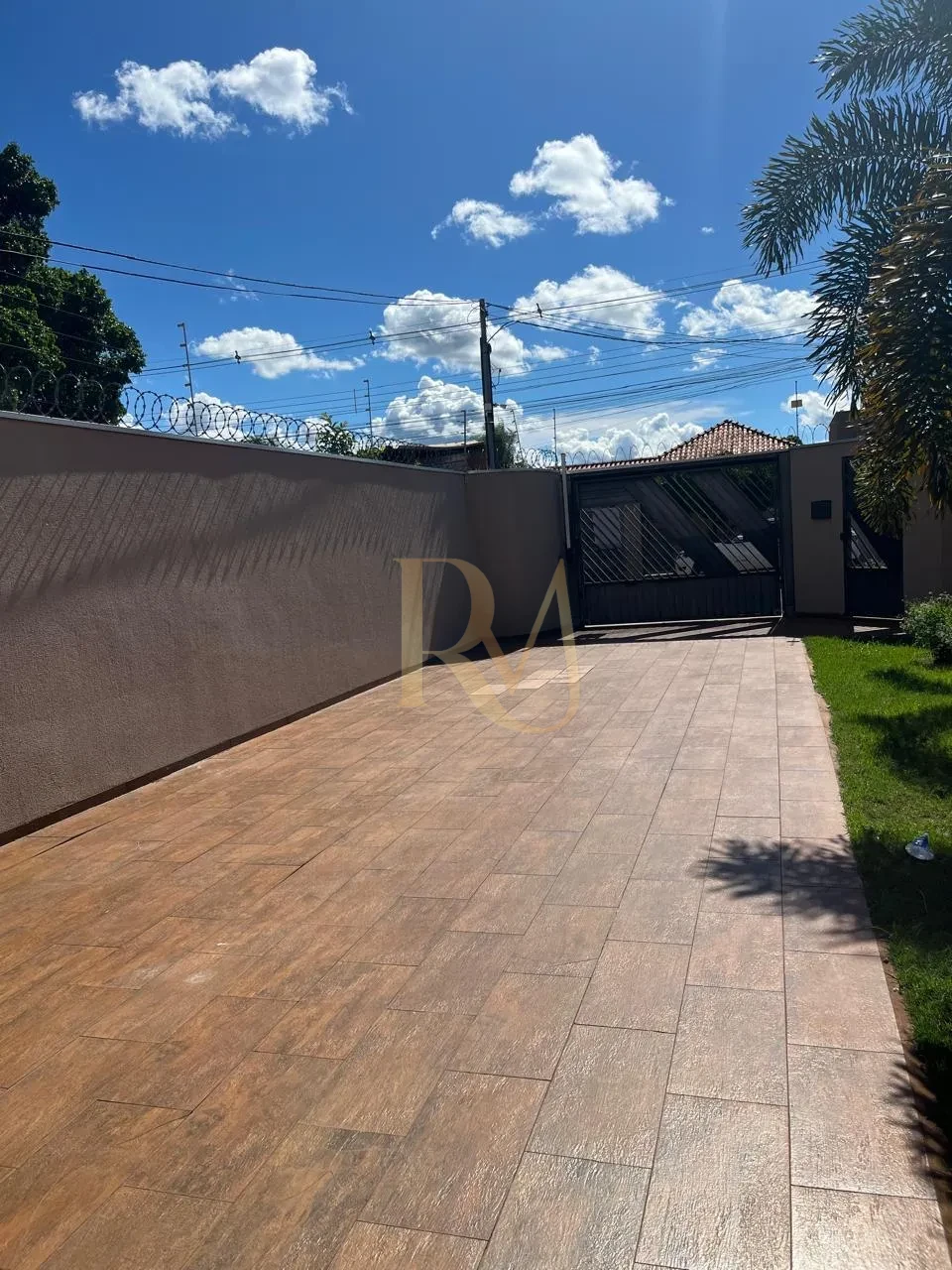 Imagens do imóveis Imovel a venda muito espacoso em media 480m2 de area