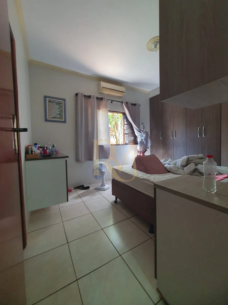 Imagens do imóveis Imóvel Amplo com 3 Quartos, Área Gourmet, Quintal e Placa Solar
