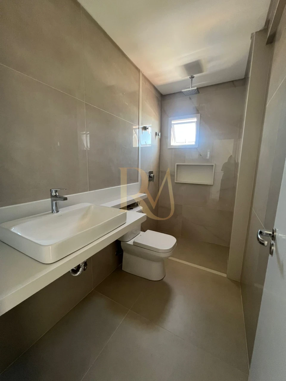 Imagens do imóveis Apartamento amplo venda ou locação novo .