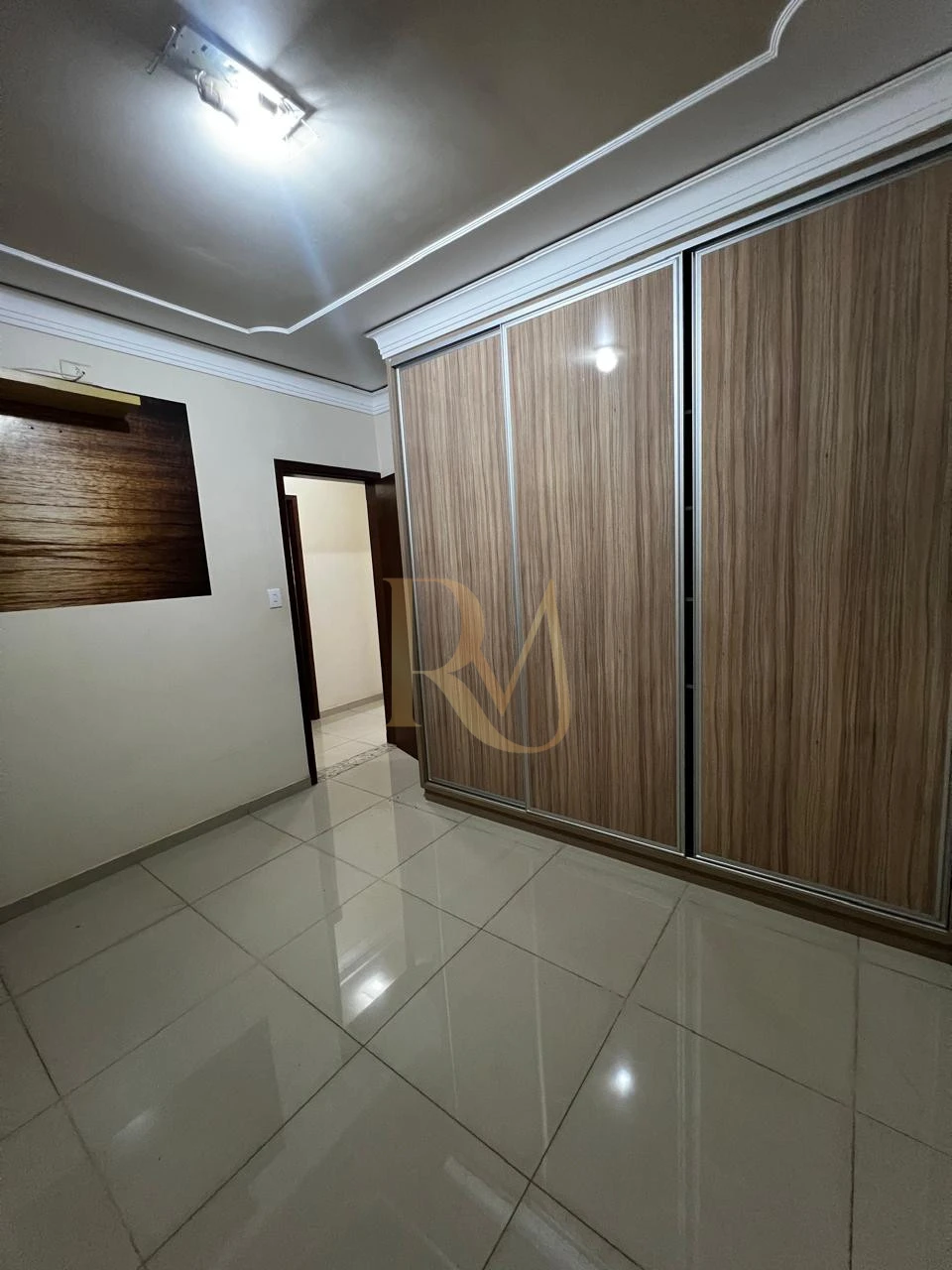 Imagens do imóveis Imóvel Completo com Piscina, Sauna, Área Gourmet e 4 Quartos