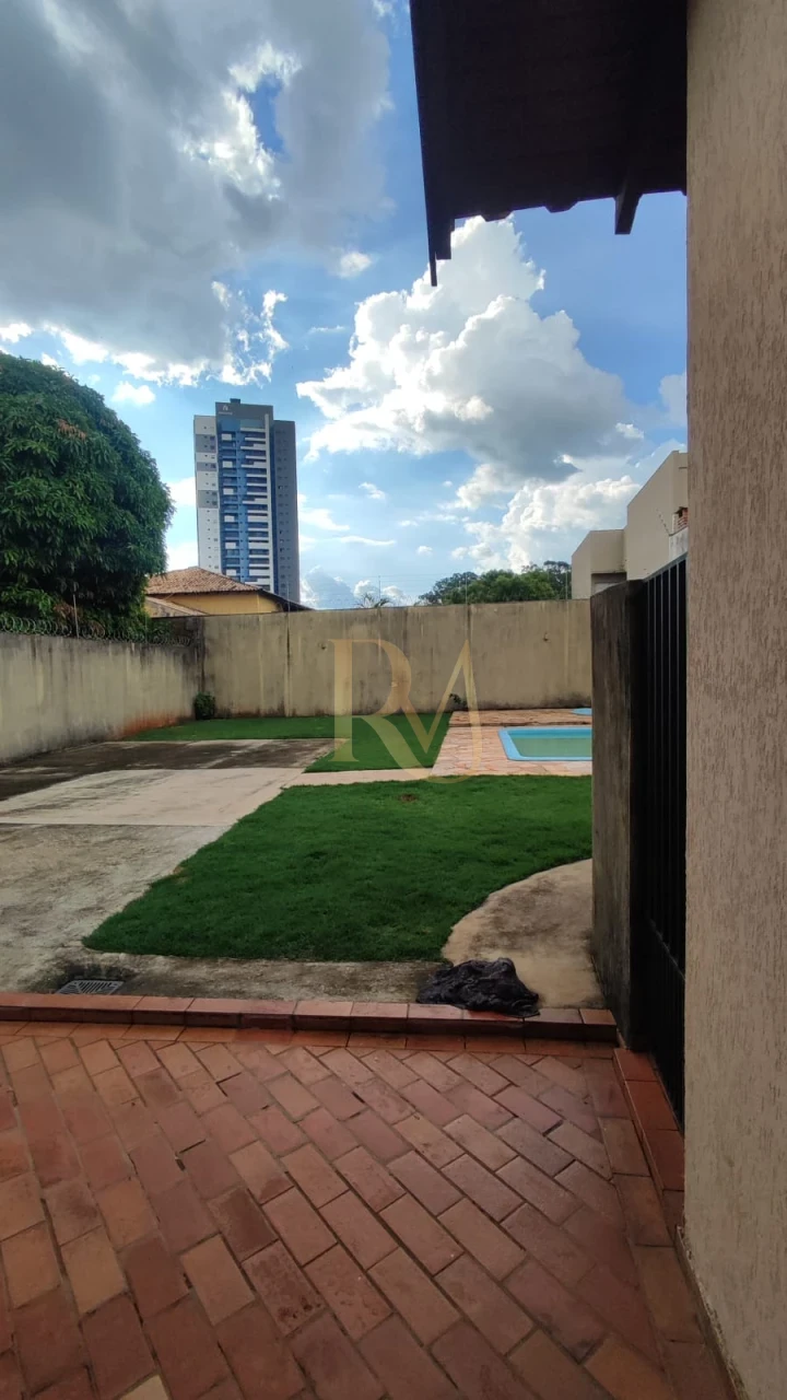 Imagens do imóveis Oportunidade sobrado no Carandá Bosque