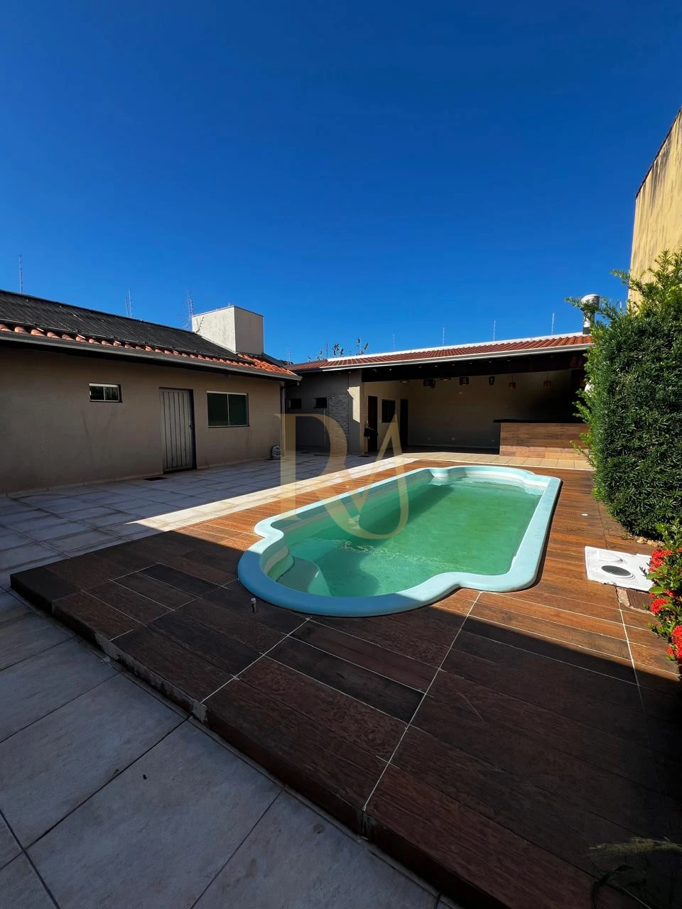 Imagens do imóveis Imóvel Completo com Piscina, Sauna, Área Gourmet e 4 Quartos