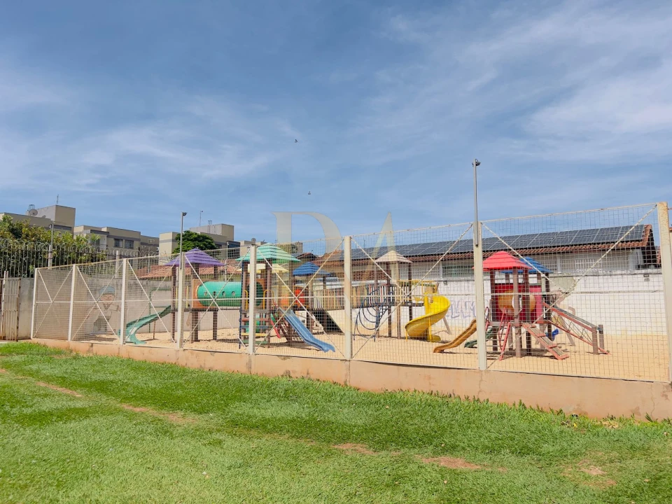 Imagens do imóveis Apartamento Térreo Flamingos - Oportunidade