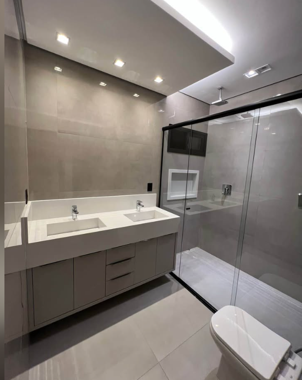 Imagens do imóveis Casa a venda - 5 Suítes