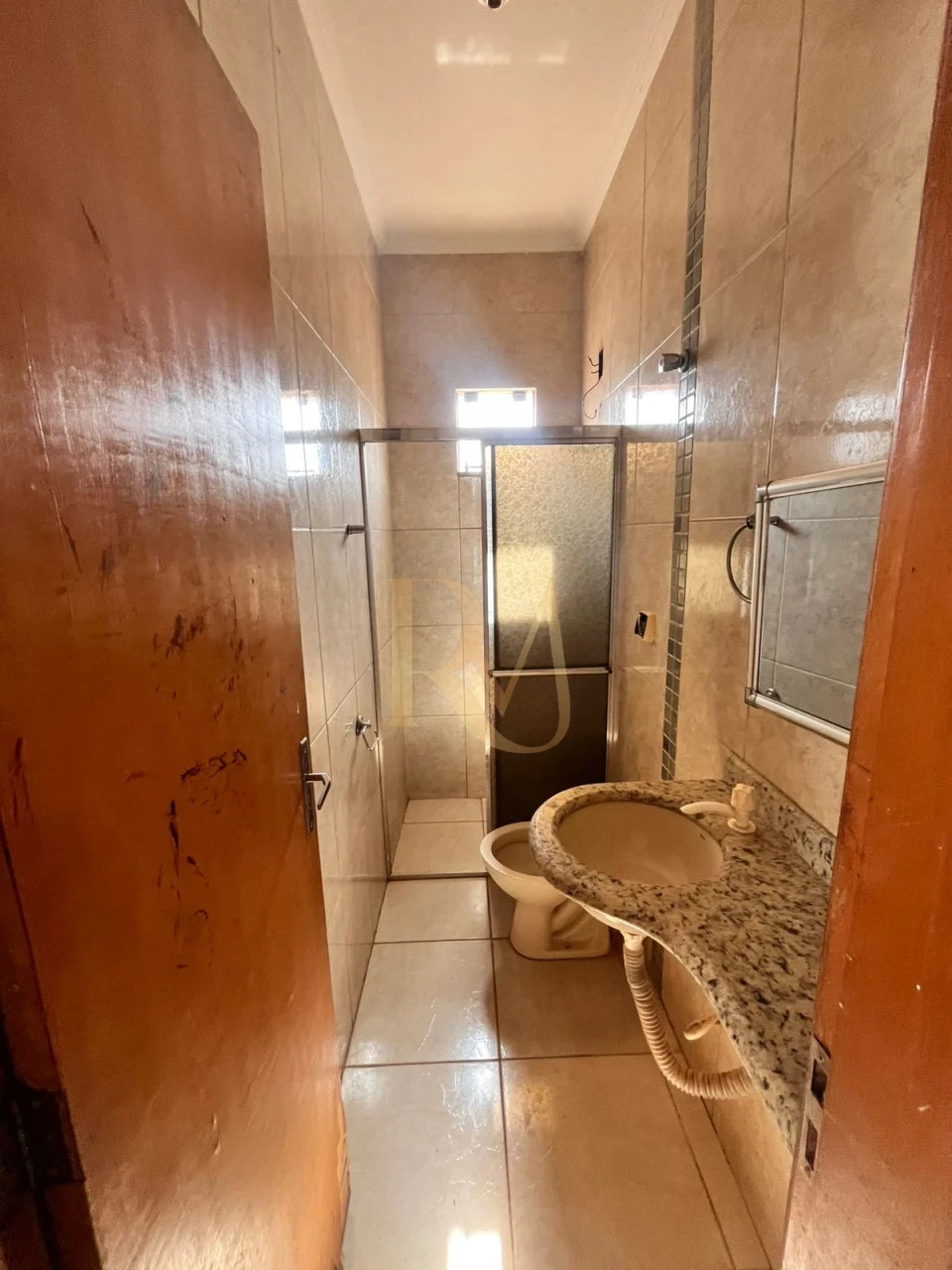 Imagens do imóveis CASA NO BAIRRO OLIVEIRA COM SUITE