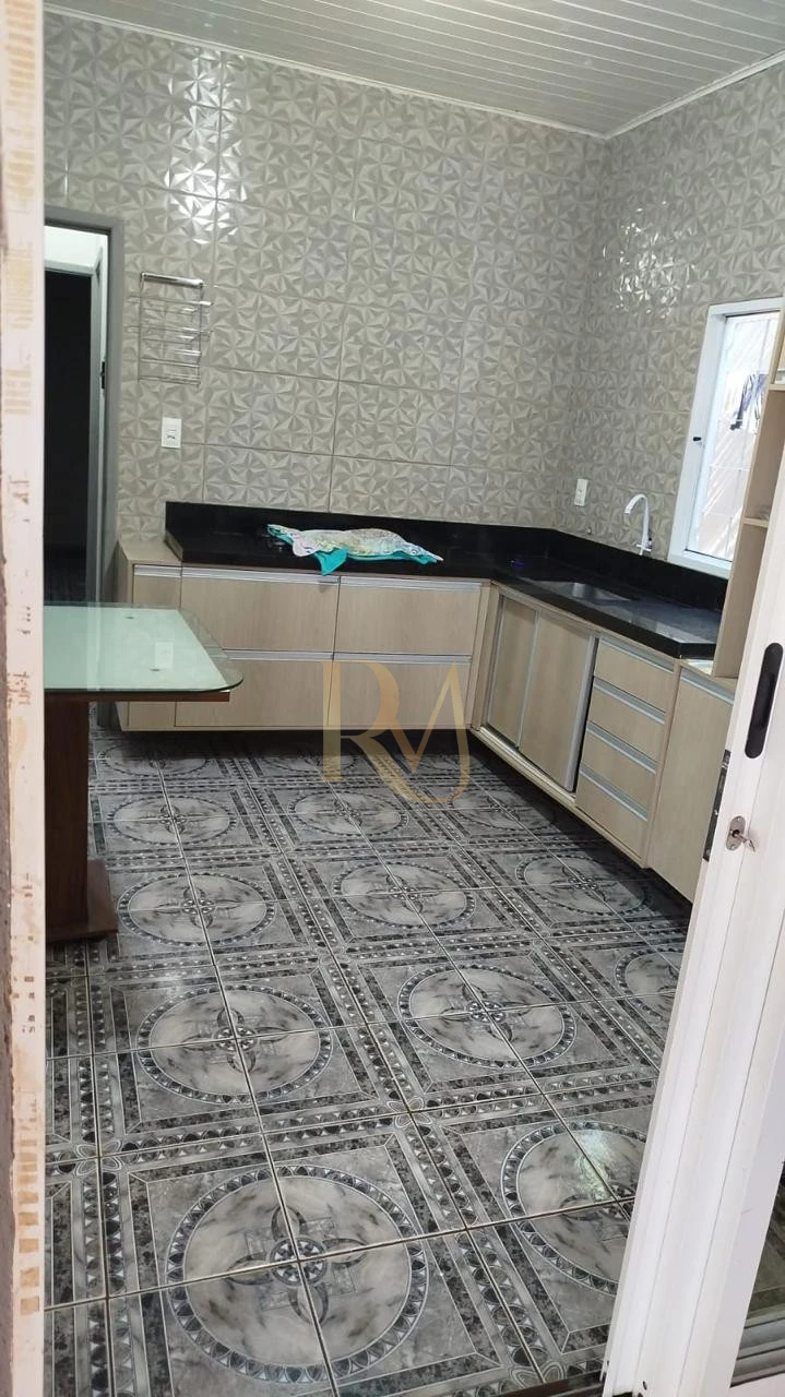 Imagens do imóveis IMOVEL A VENDA COM 03 QUARTOS E EDICULA NOS FUNDOS