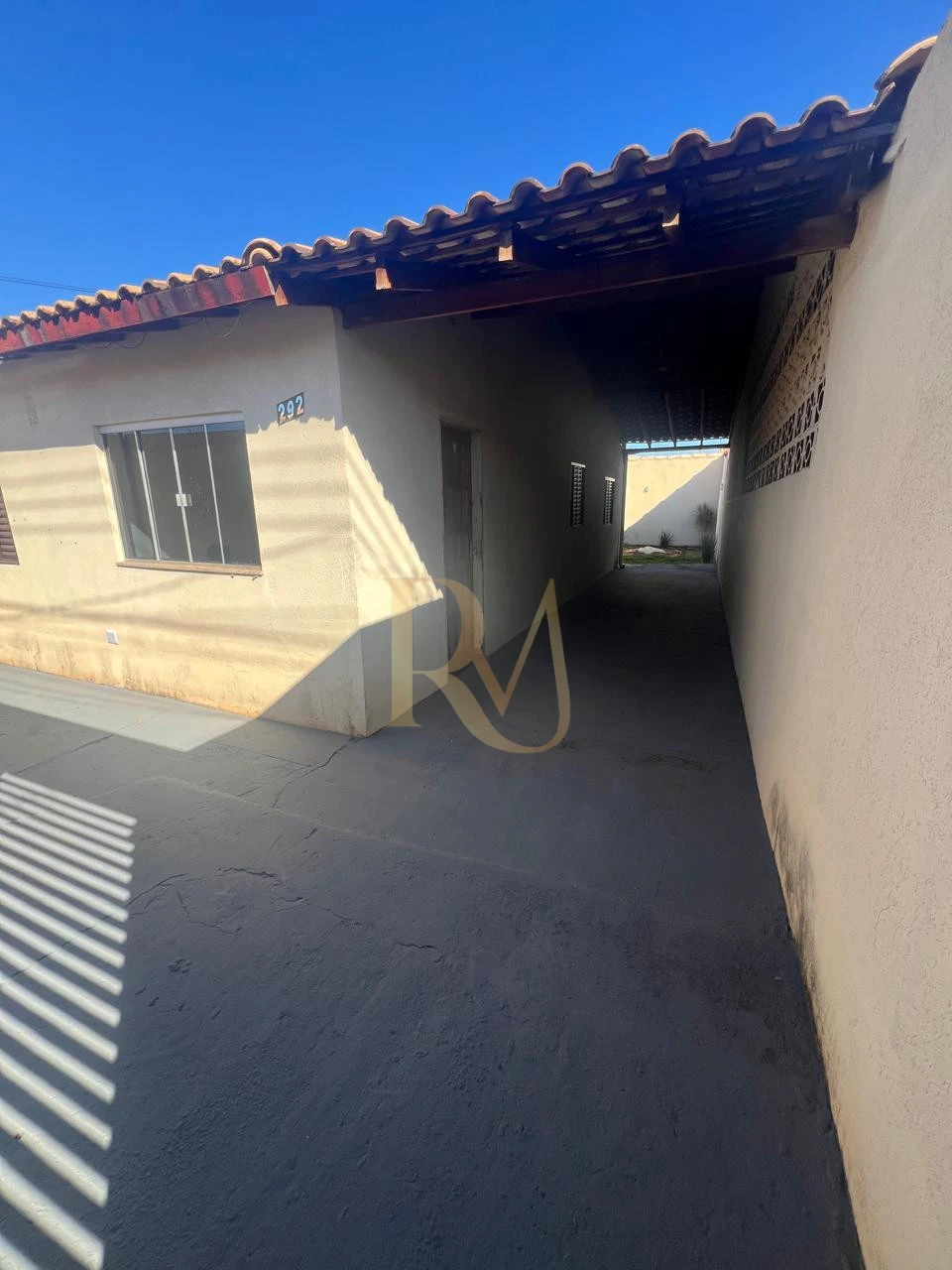 Imagens do imóveis Imóvel a venda- 03 quartos e área nos fundos