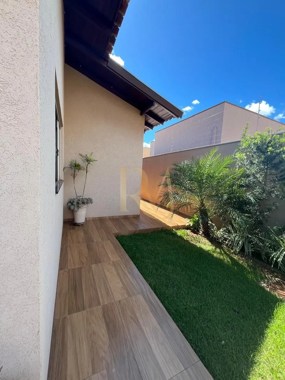 Imagens do imóveis Imovel a venda muito espacoso em media 480m2 de area