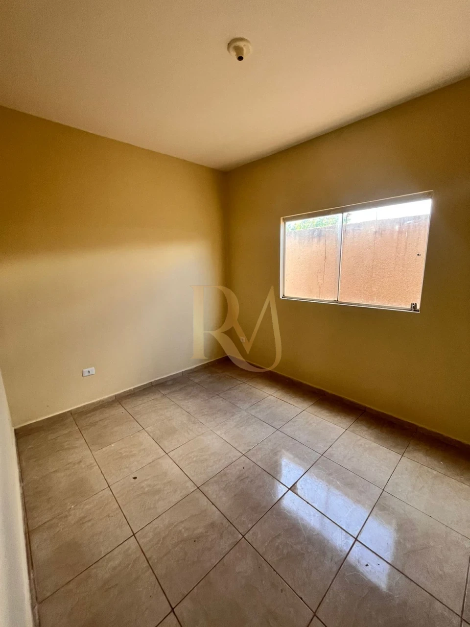 Imagens do imóveis CASA NO BAIRRO OLIVEIRA COM SUITE