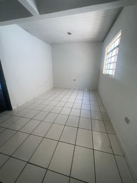 Imagens do imóveis Imóvel a venda Ampla e Completa!
