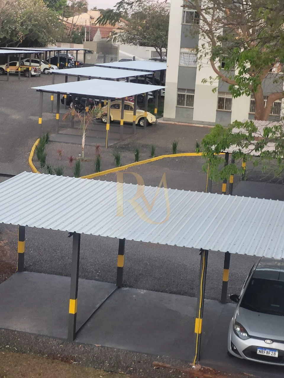 Imagens do imóveis Imóvel a venda com 02 quartos e sacada