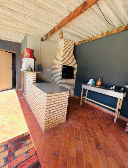 Imagens do imóveis imóvel com piscina e área gourmet