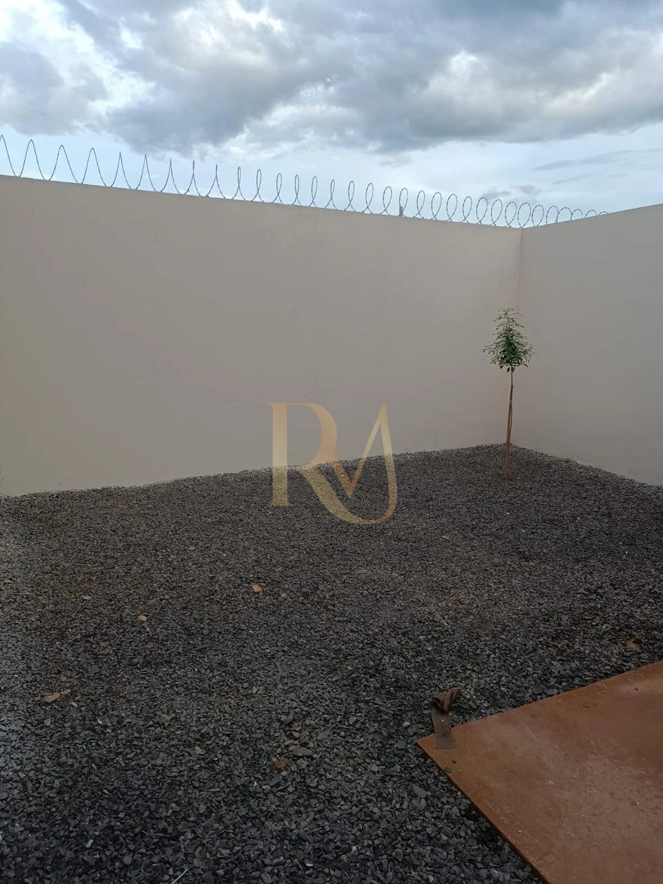 Imagens do imóveis casa para locacao com 02 quartos sendo 01 suite