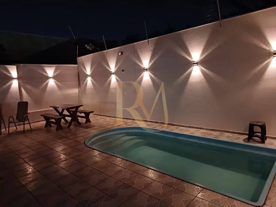 Imagens do imóveis SOBRADO COM PISCINA SANTO AMARO