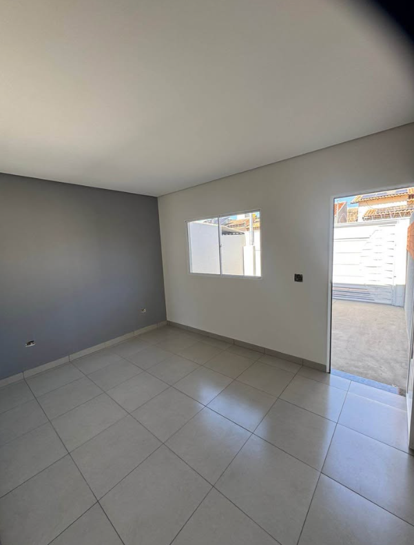 Imagens do imóveis Casa a venda com 2 suítes e espaço gourmet