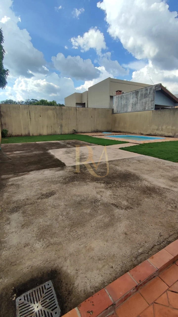 Imagens do imóveis Oportunidade sobrado no Carandá Bosque
