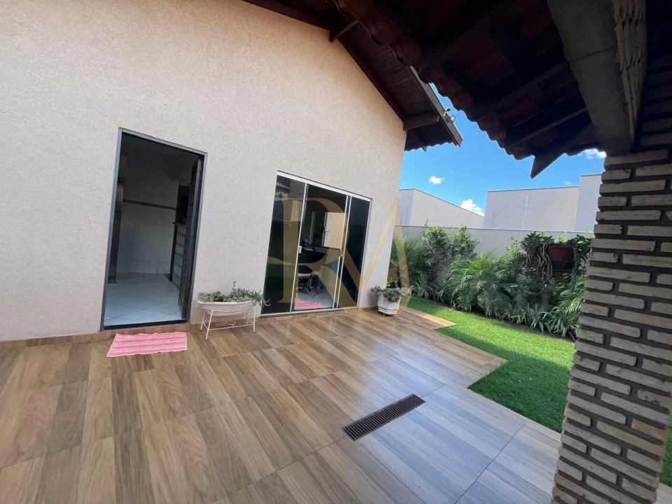 Imagens do imóveis Imovel a venda muito espacoso em media 480m2 de area