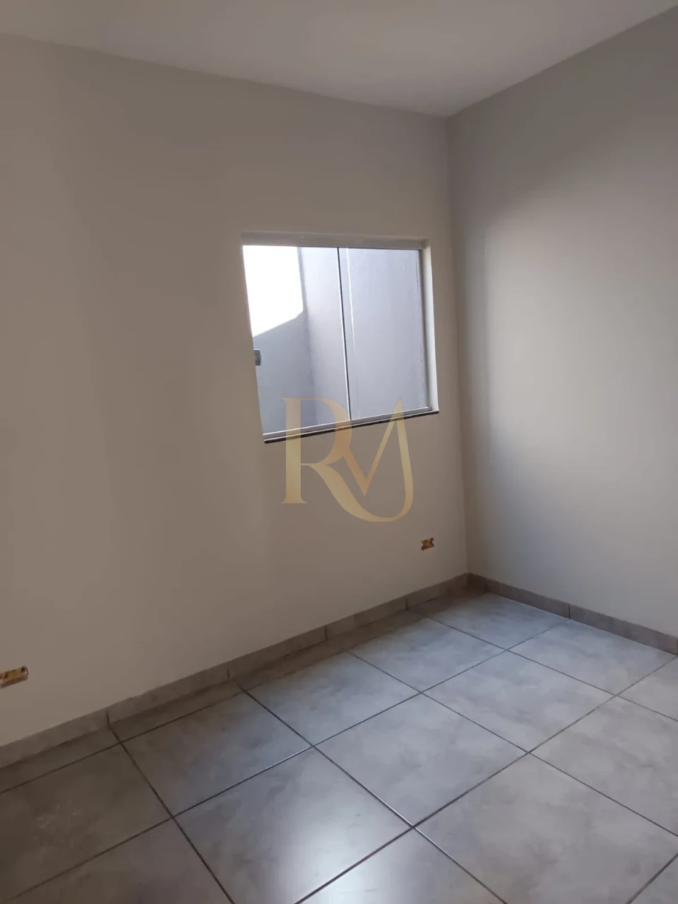 Imagens do imóveis IMOVEL EM CONDOMINIO A VENDA