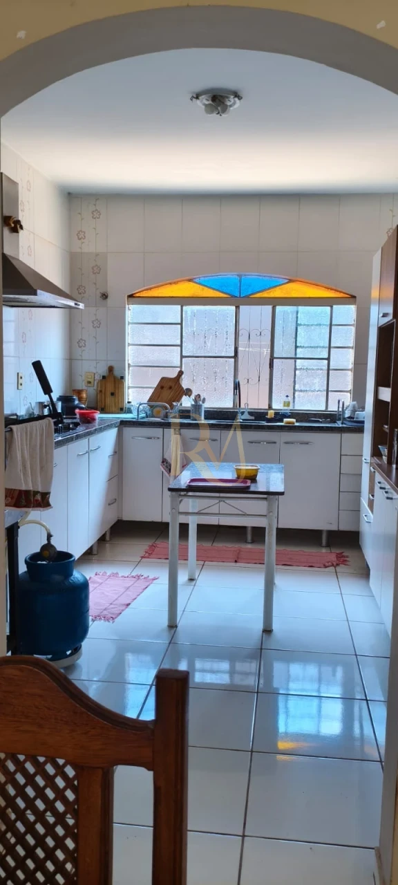 Imagens do imóveis Imóvel avenda no bairro santo Antônio com edícula no fundo