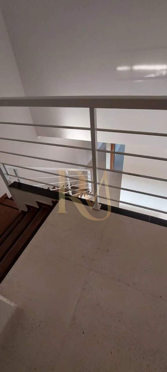 Imagens do imóveis Sobrado Impecável — Bairro Seminário