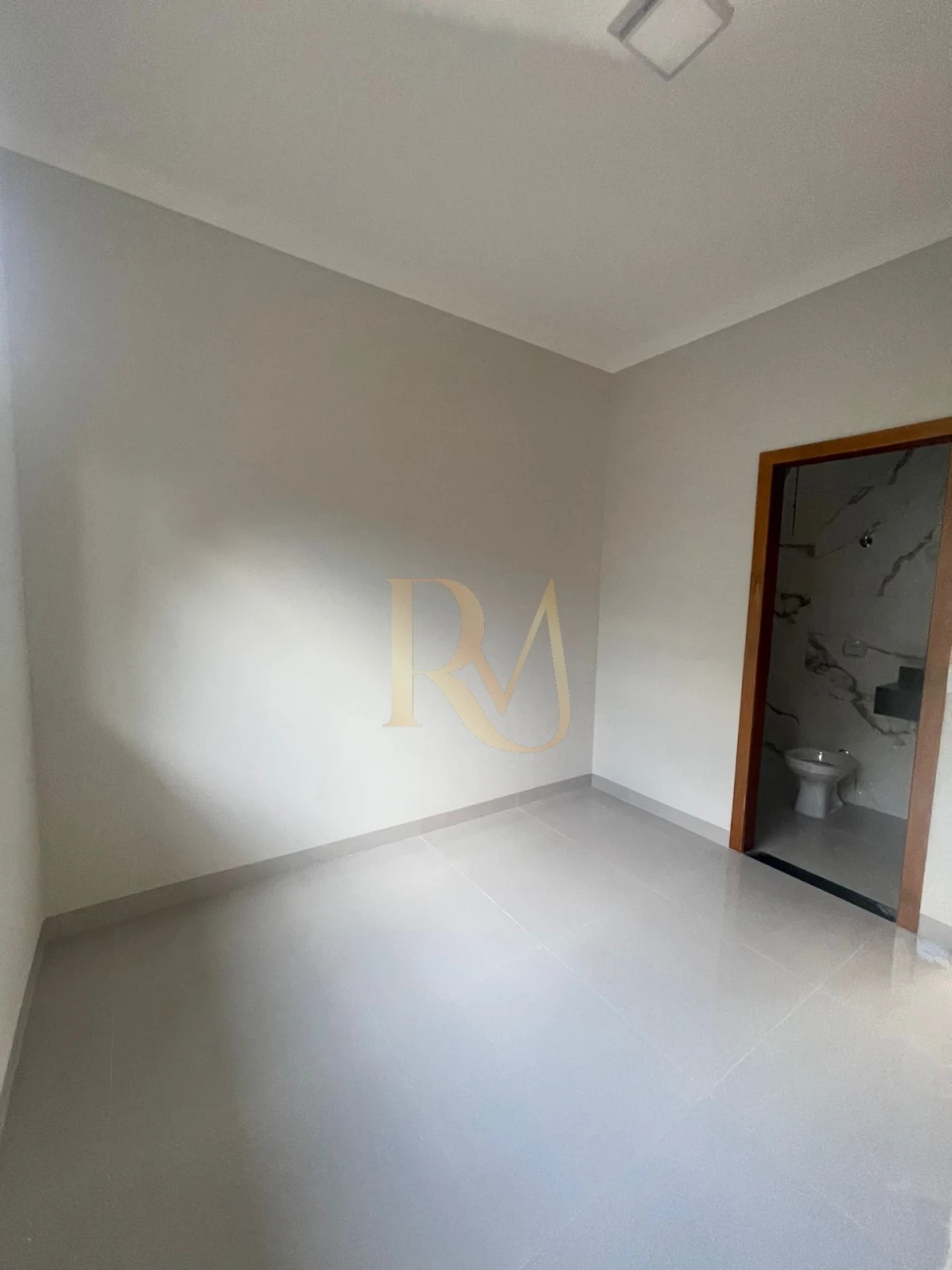 Imagens do imóveis casa a venda oliveira 2- 02 quartos sendo 01 suite