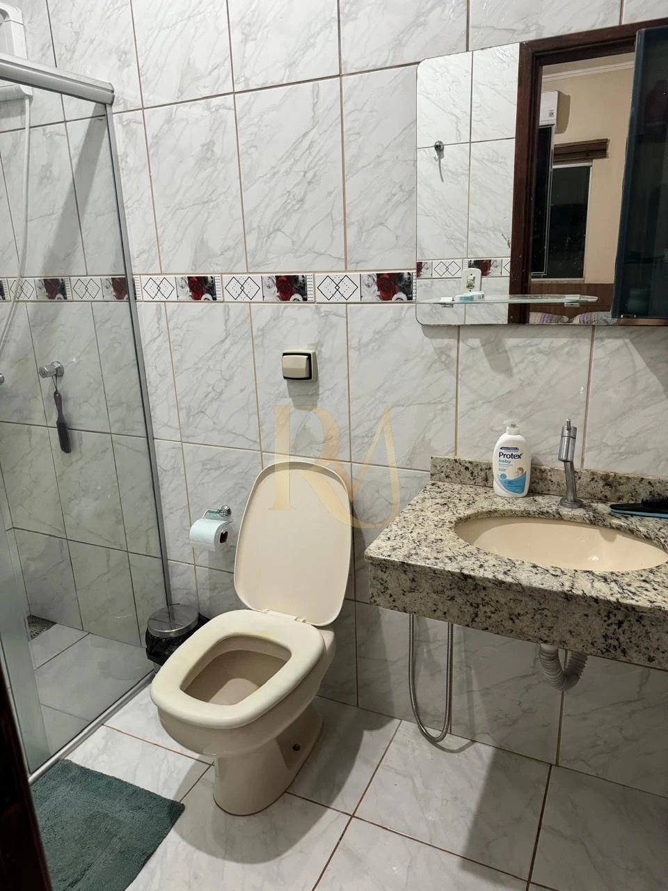 Imagens do imóveis CASA TERREA EXCELENTE LOCALIZACAO 3 QUARTOS