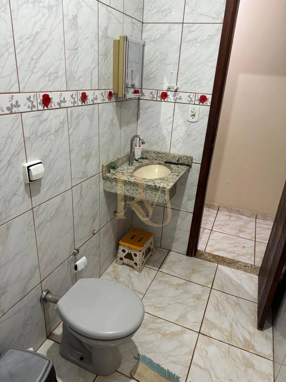 Imagens do imóveis CASA TERREA EXCELENTE LOCALIZACAO 3 QUARTOS