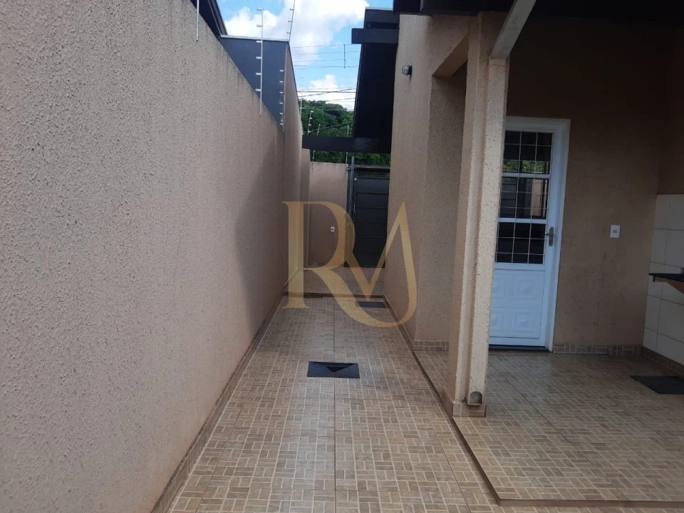 Imagens do imóveis Imovel a venda com 03 quartos regiao Oliveira