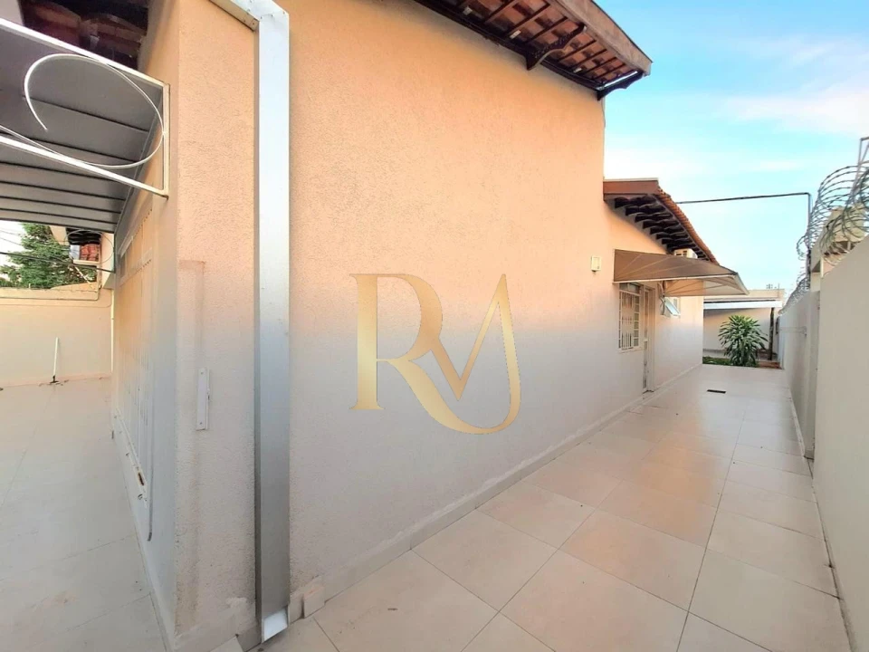 Imagens do imóveis Imóvel de esquina dupla aptidão- excelente localização