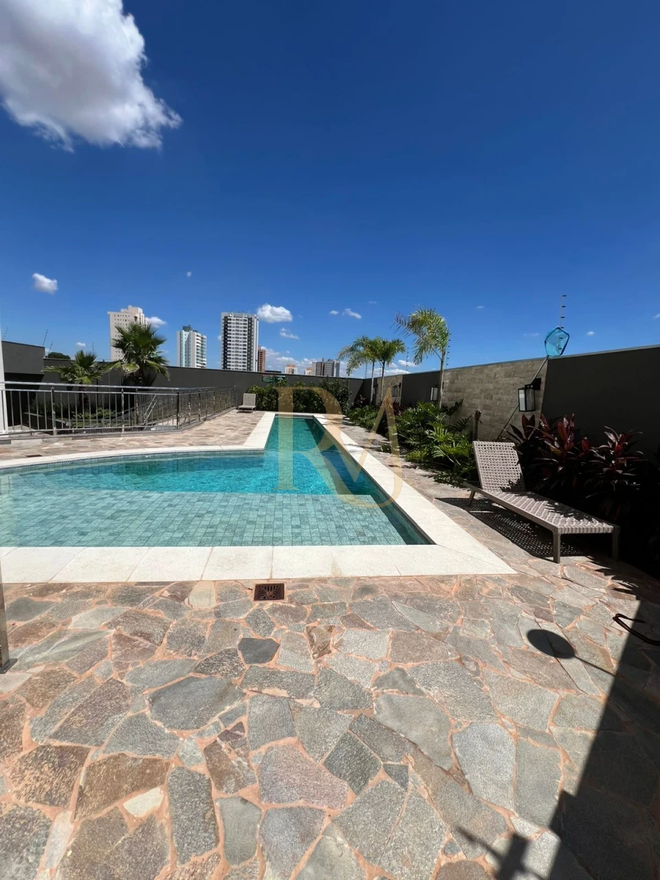 Imagens do imóveis Apartamento amplo venda ou locação novo .