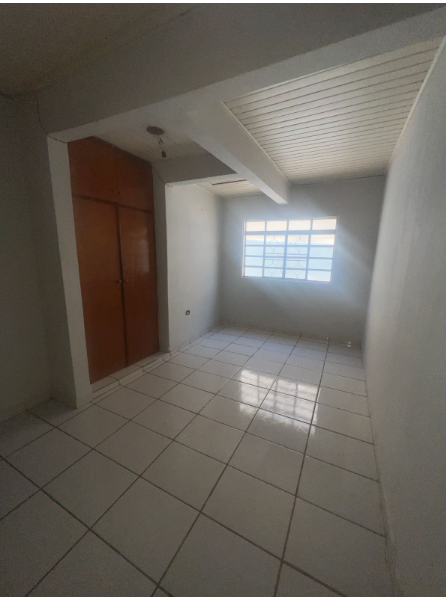 Imagens do imóveis Imóvel a venda Ampla e Completa!