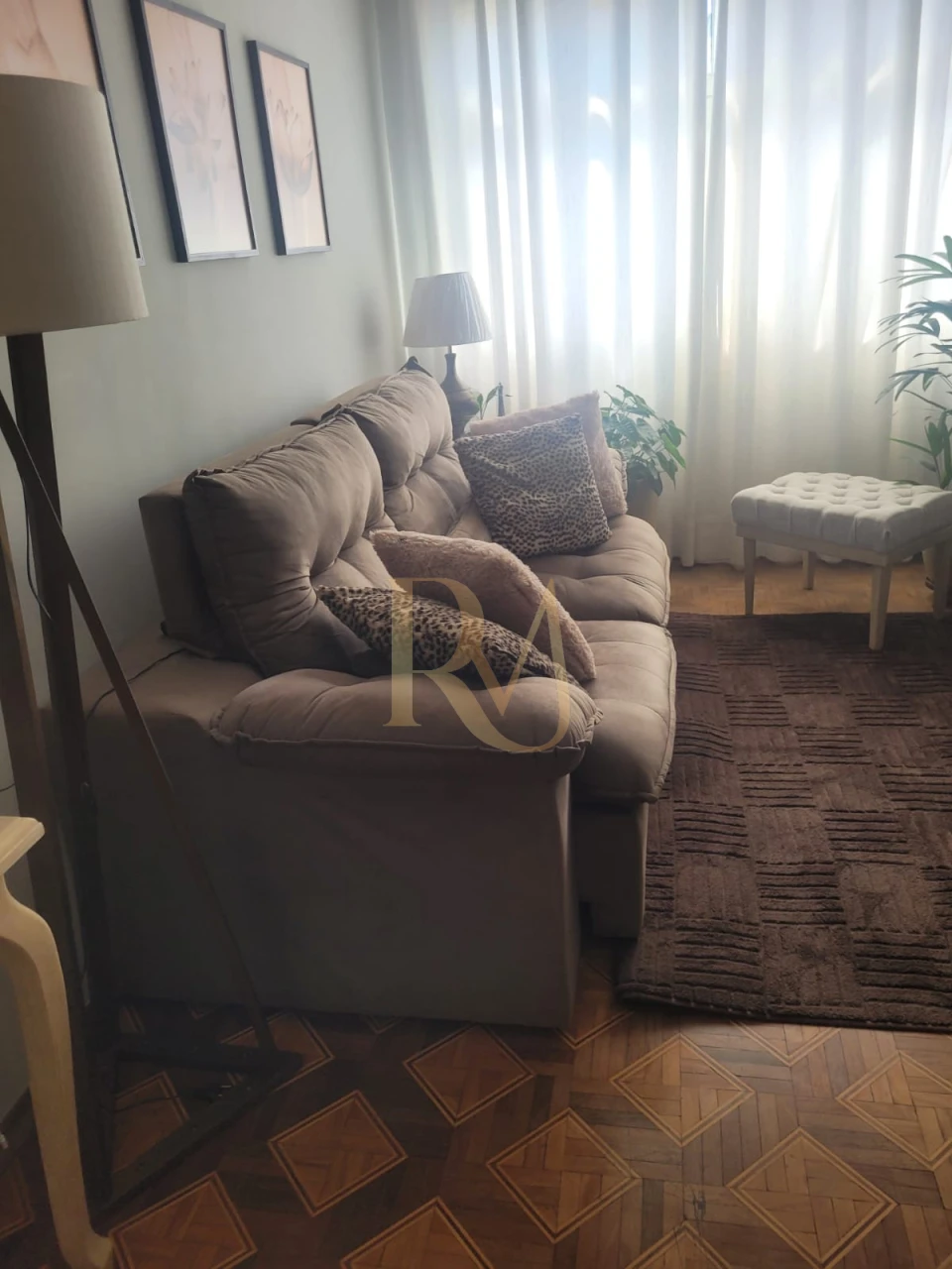 Imagens do imóveis Imóvel a venda com 02 quartos e sacada