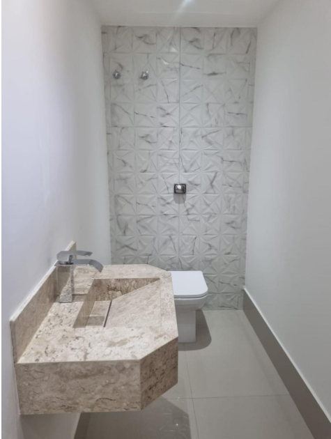 Imagens do imóveis Elegância e Conforto em Cada Detalhe – Casa Completa em Terreno de 241m